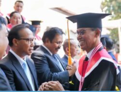 Amsakar Pimpin Batam dengan Gelar Doktor