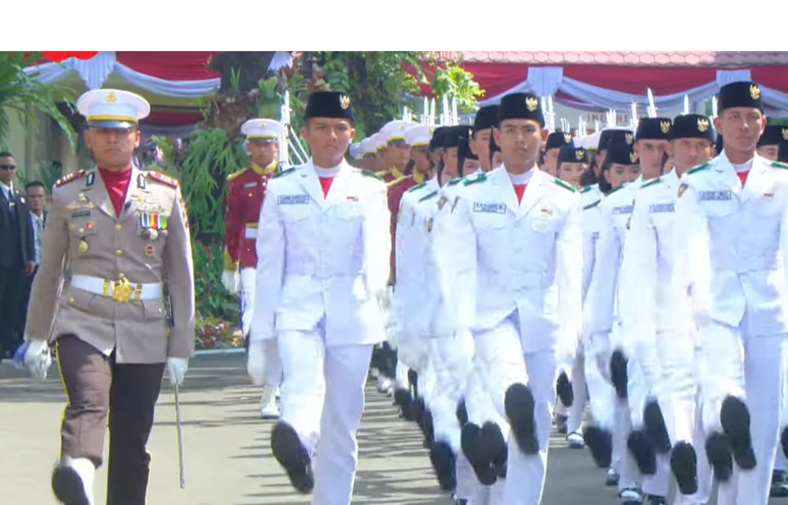 Kapolsek Batuaji, AKP Raden Bimo Dwi Lambang komandan kompi Paskibraka Hut RI ke 80