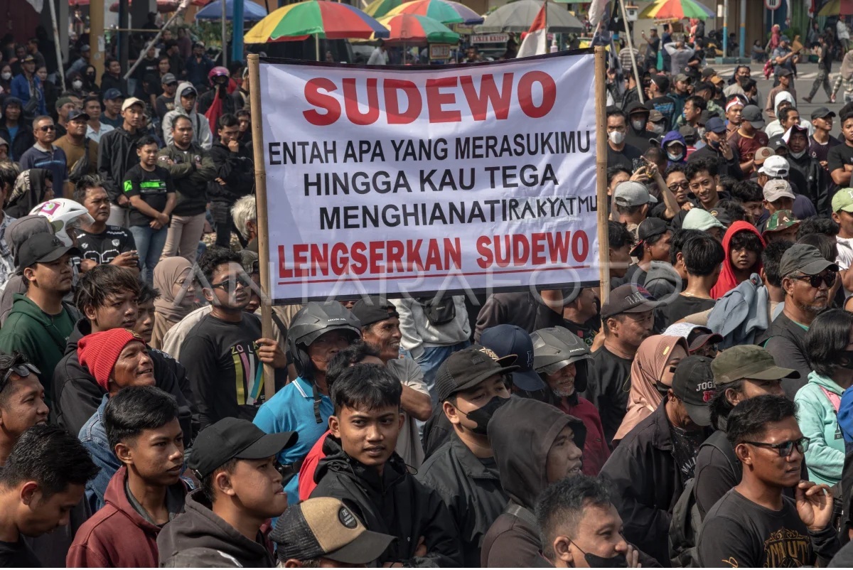 Ujuk Rasa Warga di Kabupaten Pati Jawa Tengah