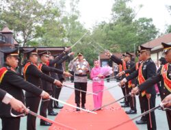 Pedang Pora Sambut Kombes Anggoro