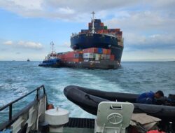 Tabrakan Kapal Kargo di Selat Singapura