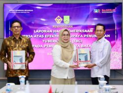 Wali Kota Batam Amsakar Achmad Terima LHP BPK