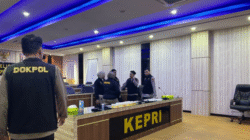 Tes Urine Dadakan di Polda Kepri