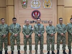 Kabais TNI Mundur Buntut Teror Air Keras