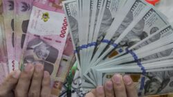 Rupiah Tembus Rp17.100 per Dolar
