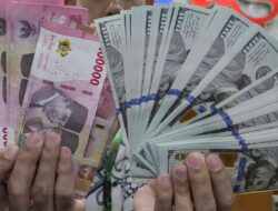 Rupiah Tembus Rp17.100 per Dolar
