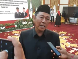 Handphone Dilarang Masuk Sekolah
