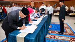 Amsakar Lantik Ratusan Pejabat, Khusus Kepala Sekolah: “Program Gratis, Jangan Ada Pungli Sedikit Pun!”